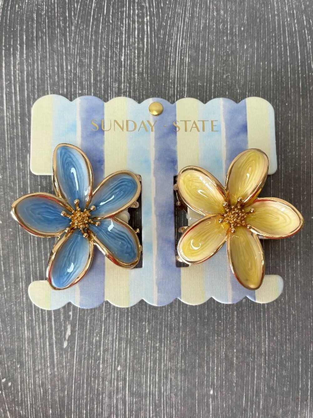 NWT - Sunday State Metal Hair Claw Clips - Set of 2 - Blue and Yellow Plumeria